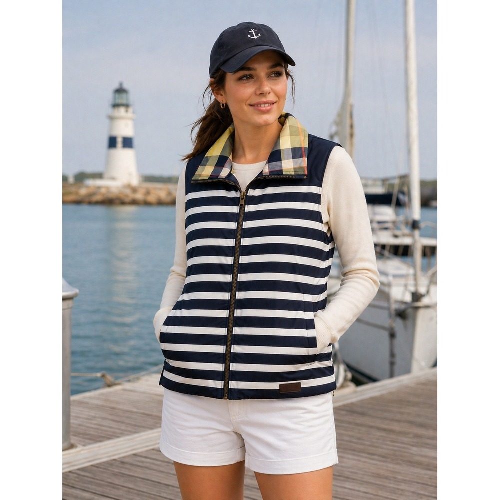 GH Bass & Co Navy White Striped Quilted Vest Size XL Nautical Coastal Preppy